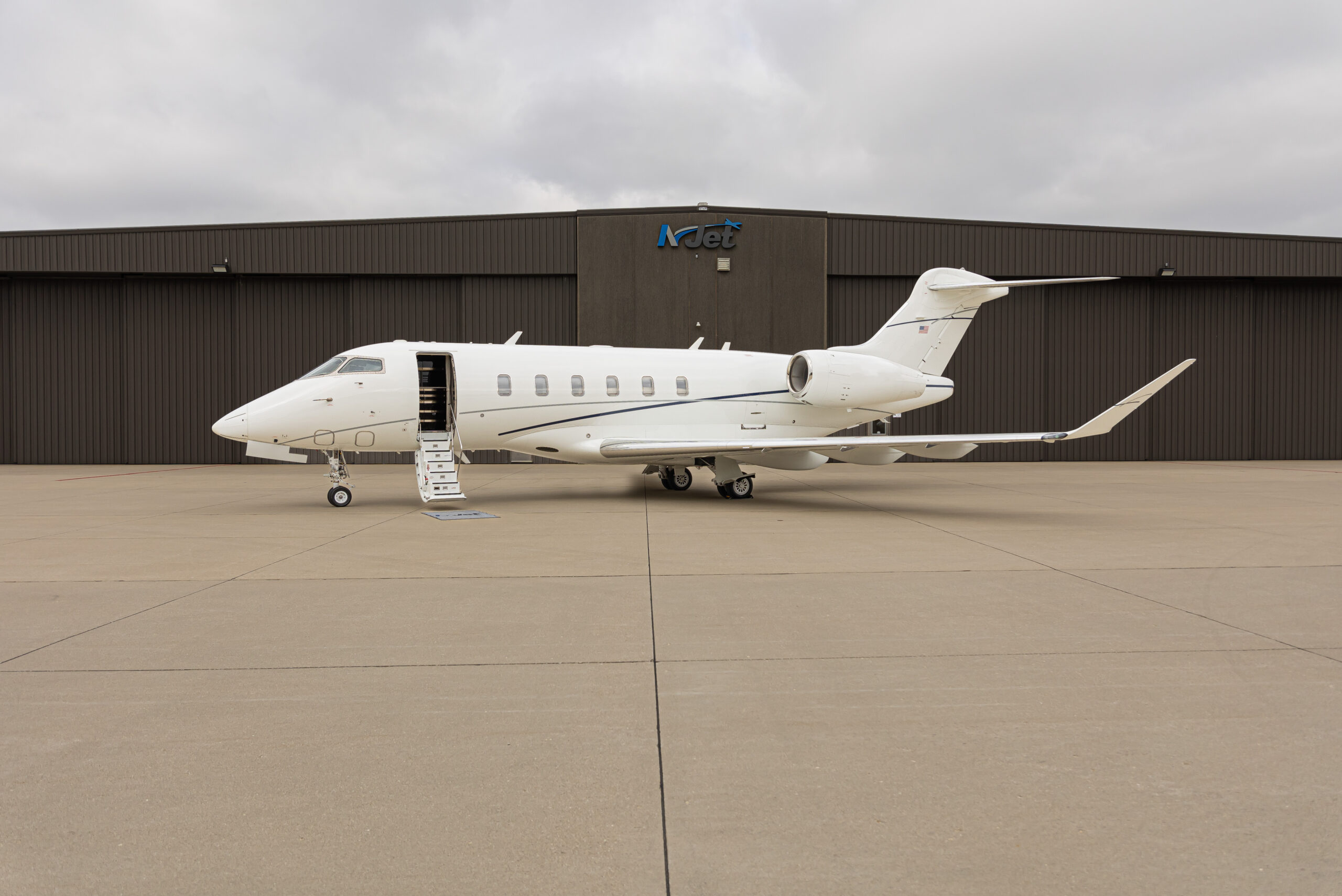 Challenger 350